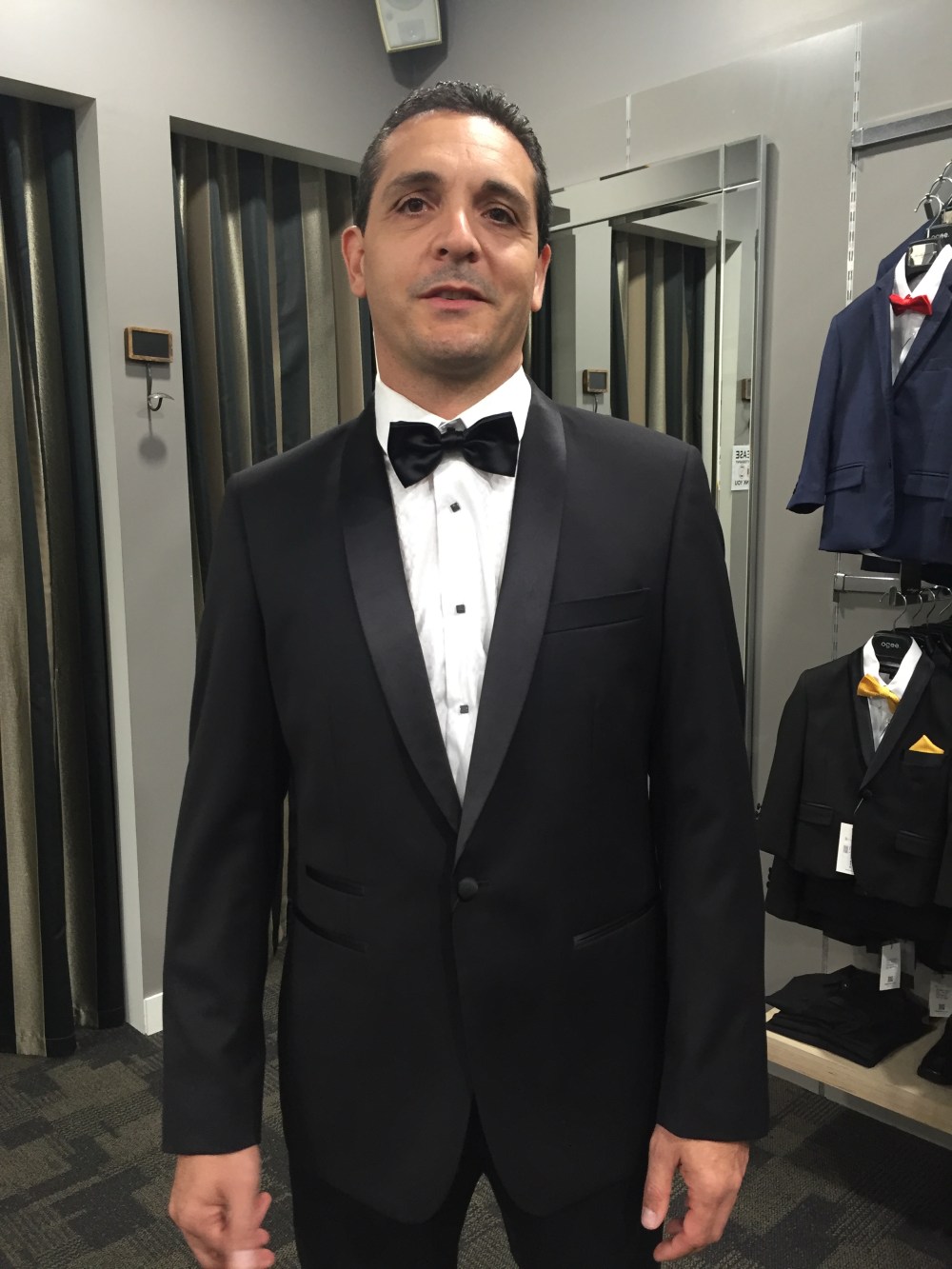 robert dessanti tramps the store suit